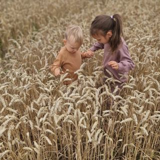 Spolu 💞 Žebrované legíny s traky a basic mikiny v akci 😊 Legíny Beige melange (úžasná barva 😍) a mikina Salted caramel (tu...